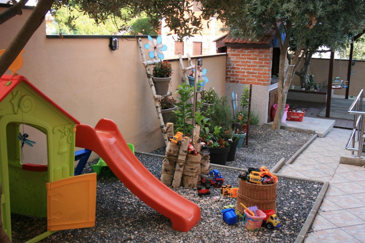 Apartmani Mia Trogir Exteriér fotografie